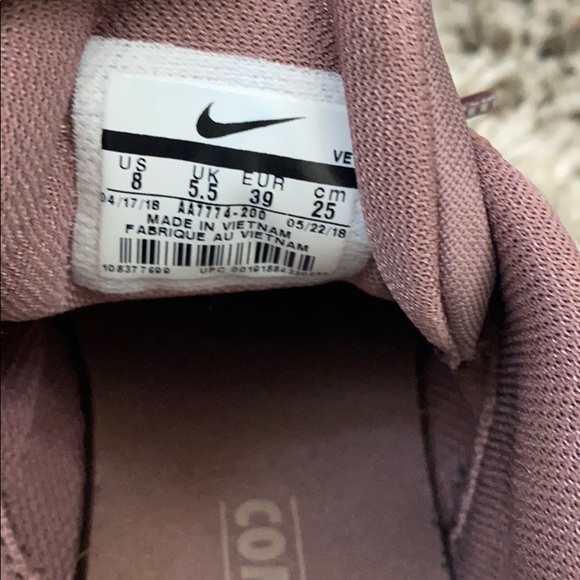 Women Nike Shoes Comfort footbed size 8 - Picture 5 of 7